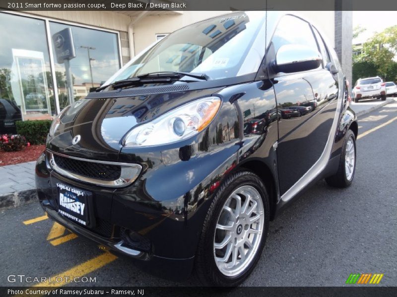 Deep Black / Design Black 2011 Smart fortwo passion coupe