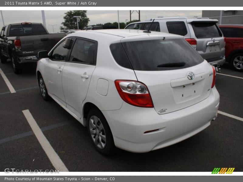 Super White / Ash Gray 2011 Toyota Matrix S AWD