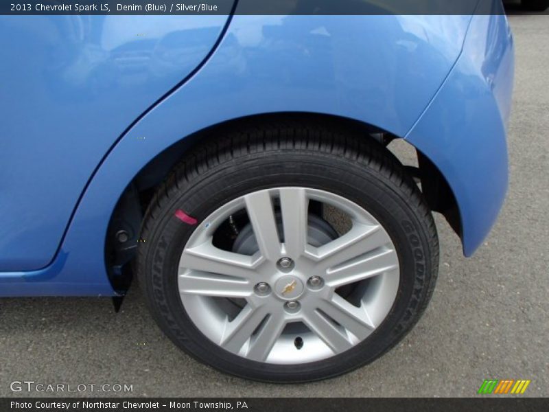 Denim (Blue) / Silver/Blue 2013 Chevrolet Spark LS