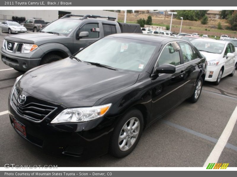 Black / Bisque 2011 Toyota Camry LE