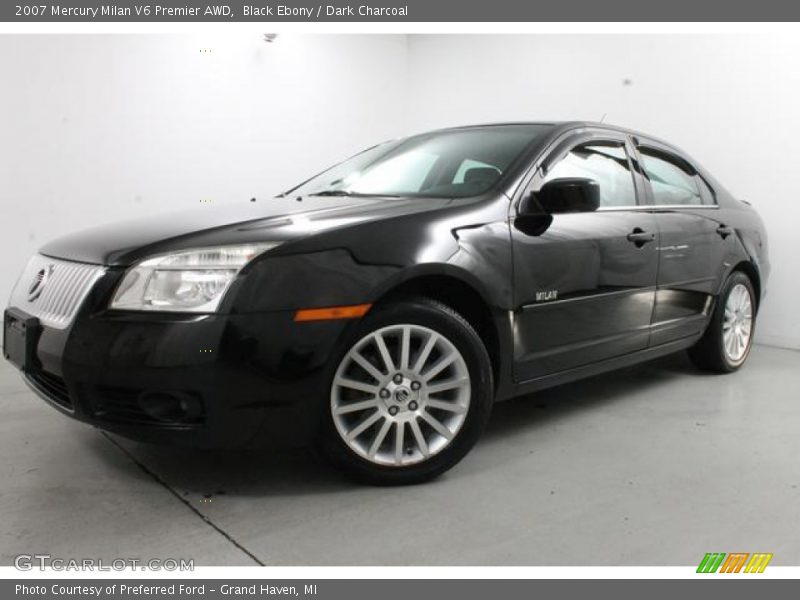 Front 3/4 View of 2007 Milan V6 Premier AWD