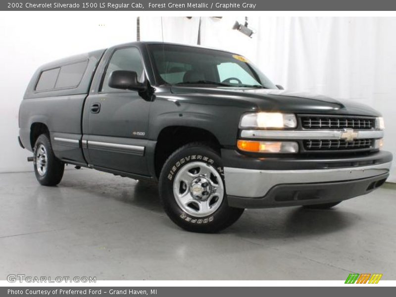 Forest Green Metallic / Graphite Gray 2002 Chevrolet Silverado 1500 LS Regular Cab