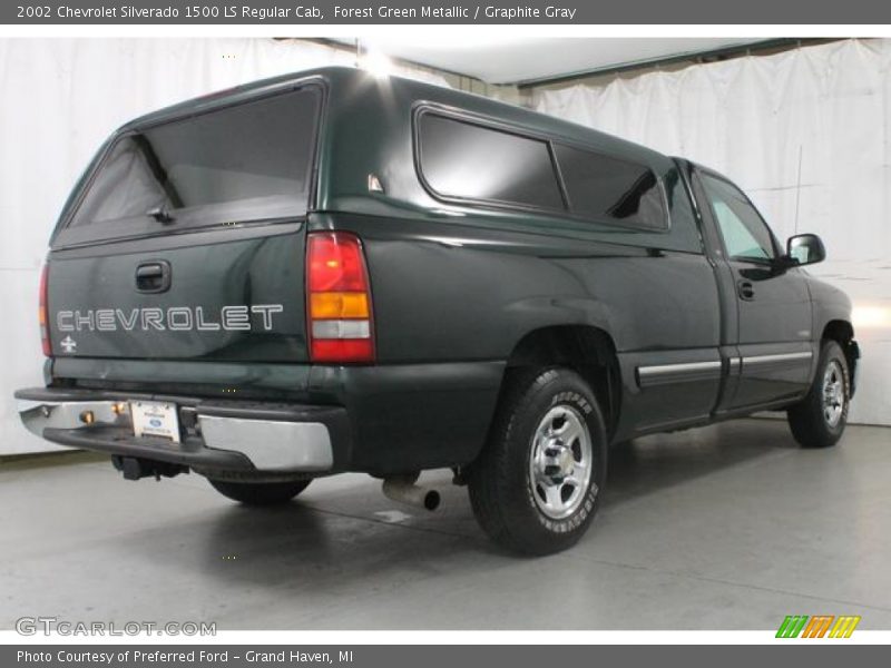 Forest Green Metallic / Graphite Gray 2002 Chevrolet Silverado 1500 LS Regular Cab