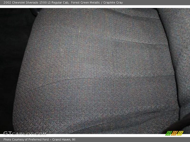 Forest Green Metallic / Graphite Gray 2002 Chevrolet Silverado 1500 LS Regular Cab