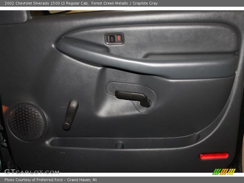 Forest Green Metallic / Graphite Gray 2002 Chevrolet Silverado 1500 LS Regular Cab