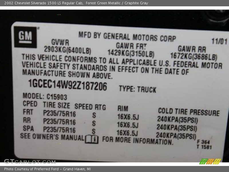 Forest Green Metallic / Graphite Gray 2002 Chevrolet Silverado 1500 LS Regular Cab