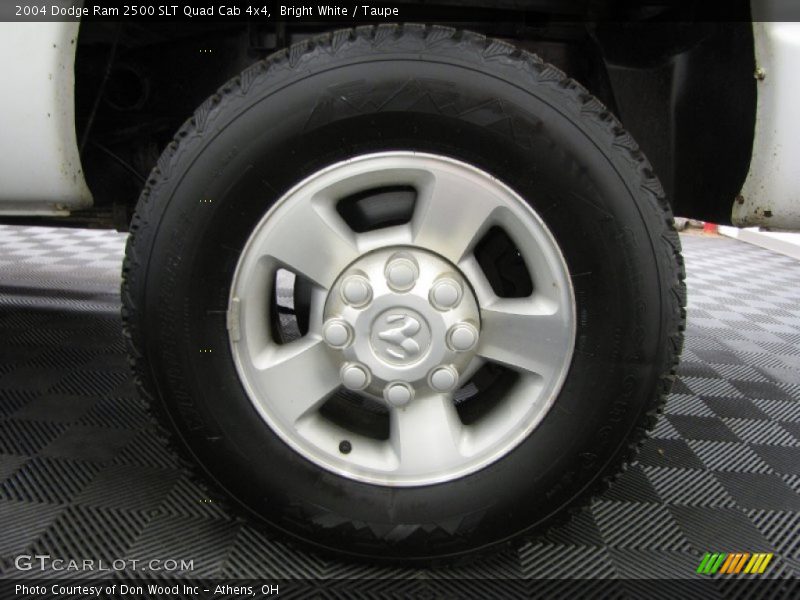 Bright White / Taupe 2004 Dodge Ram 2500 SLT Quad Cab 4x4