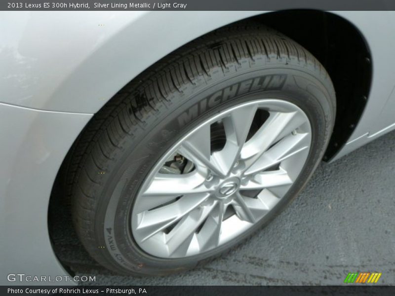 Silver Lining Metallic / Light Gray 2013 Lexus ES 300h Hybrid