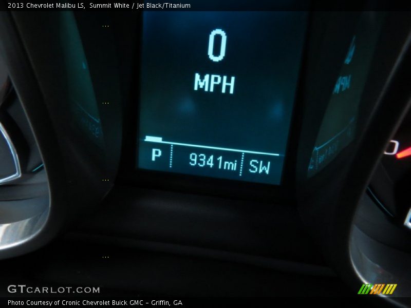 Summit White / Jet Black/Titanium 2013 Chevrolet Malibu LS