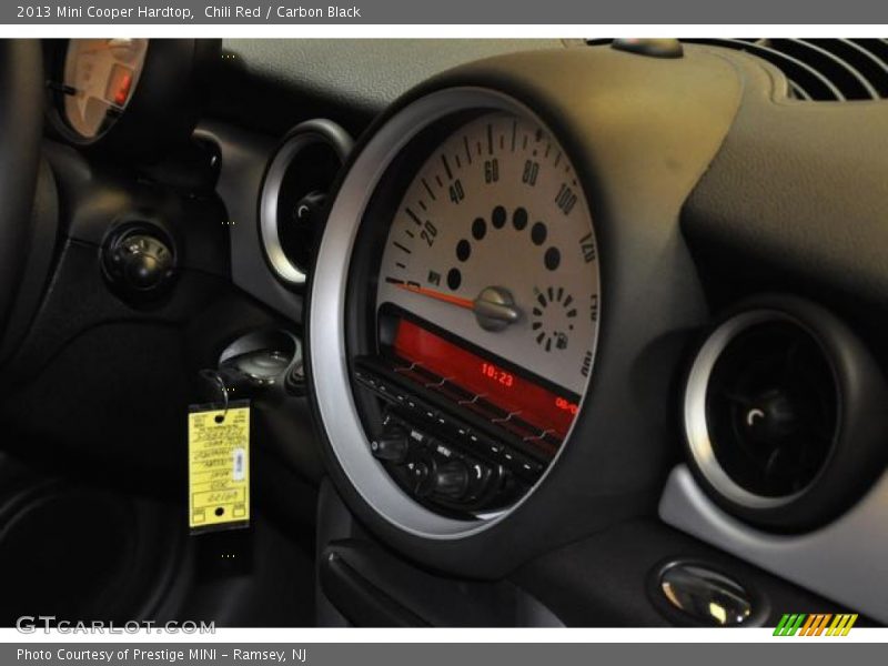Chili Red / Carbon Black 2013 Mini Cooper Hardtop
