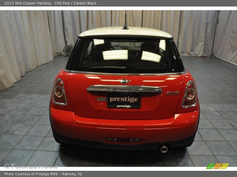 Chili Red / Carbon Black 2013 Mini Cooper Hardtop
