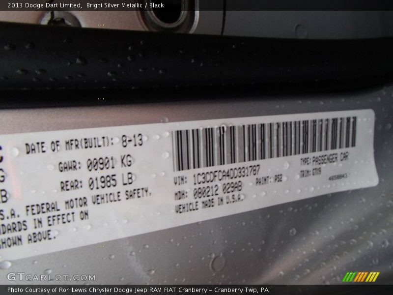 Bright Silver Metallic / Black 2013 Dodge Dart Limited