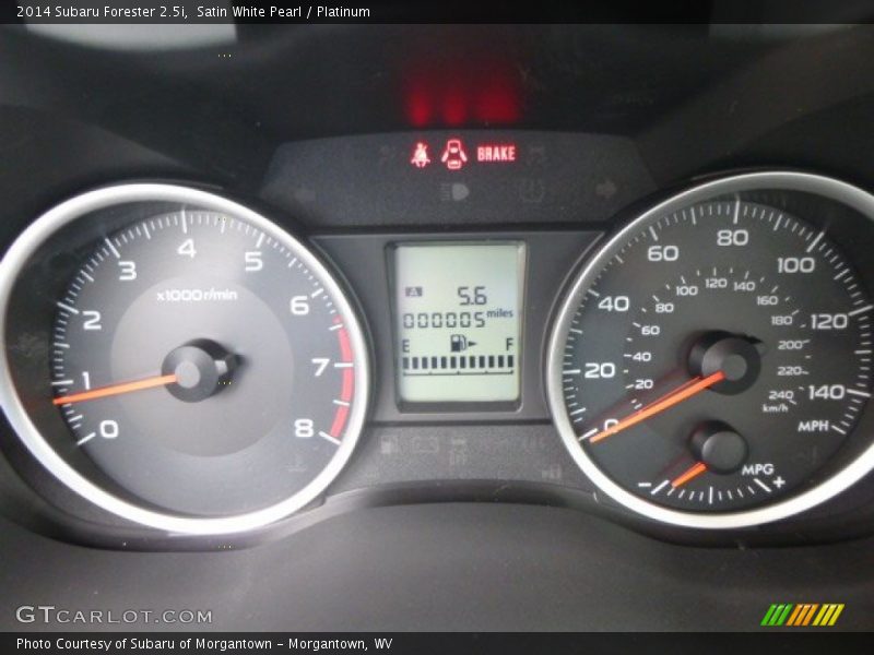 Satin White Pearl / Platinum 2014 Subaru Forester 2.5i
