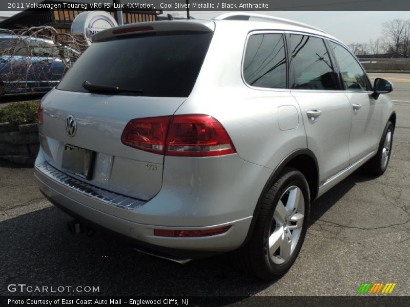 Cool Silver Metallic / Black Anthracite 2011 Volkswagen Touareg VR6 FSI Lux 4XMotion