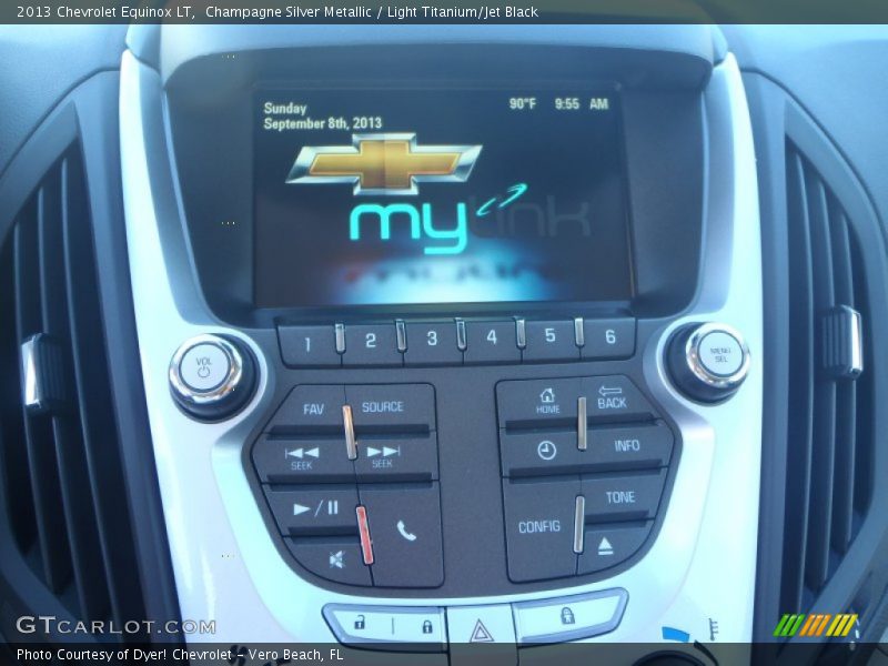 Champagne Silver Metallic / Light Titanium/Jet Black 2013 Chevrolet Equinox LT