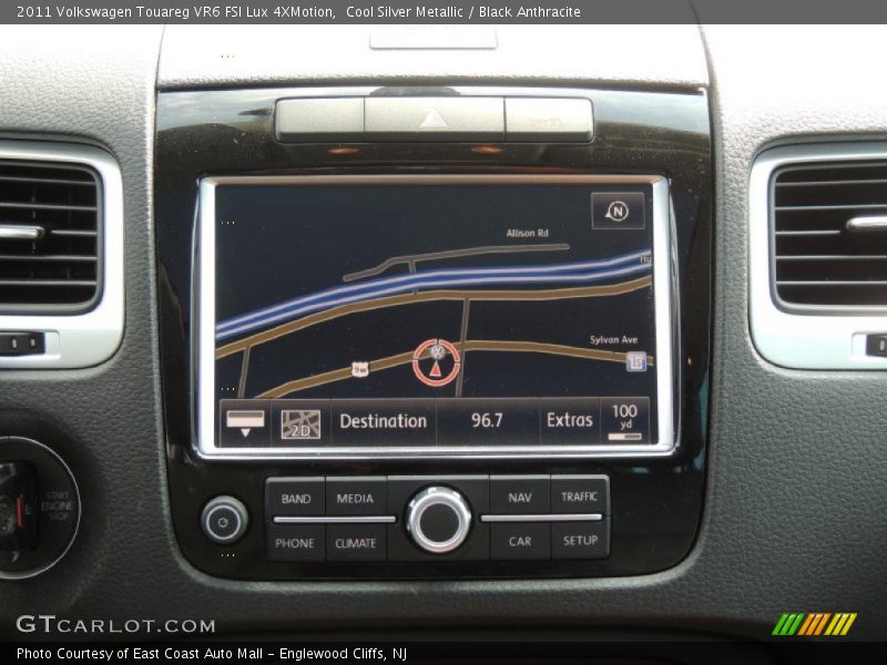 Cool Silver Metallic / Black Anthracite 2011 Volkswagen Touareg VR6 FSI Lux 4XMotion