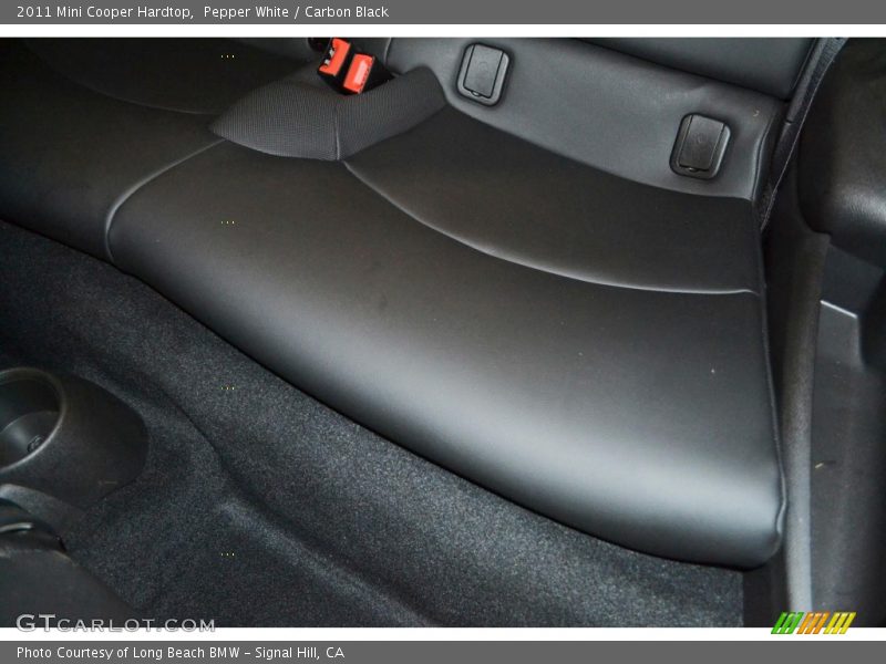 Pepper White / Carbon Black 2011 Mini Cooper Hardtop