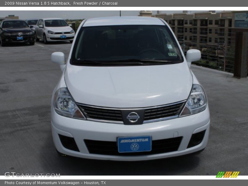 Fresh Powder / Charcoal 2009 Nissan Versa 1.8 S Hatchback