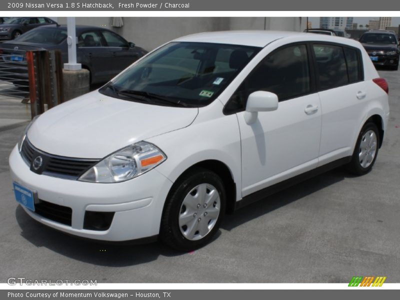 Fresh Powder / Charcoal 2009 Nissan Versa 1.8 S Hatchback
