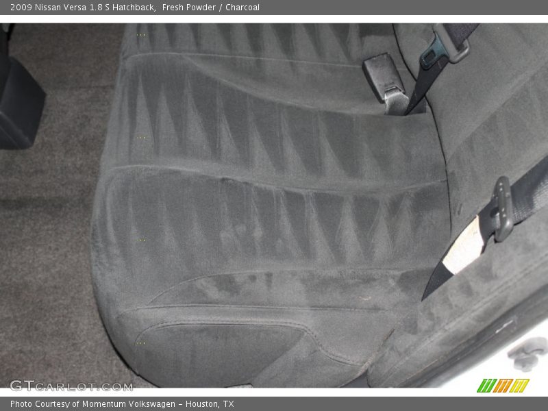 Fresh Powder / Charcoal 2009 Nissan Versa 1.8 S Hatchback