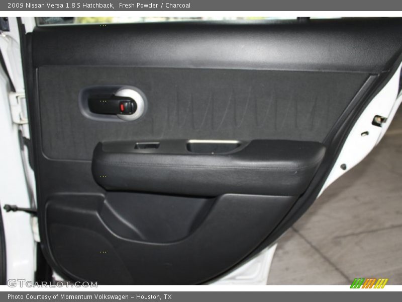 Fresh Powder / Charcoal 2009 Nissan Versa 1.8 S Hatchback