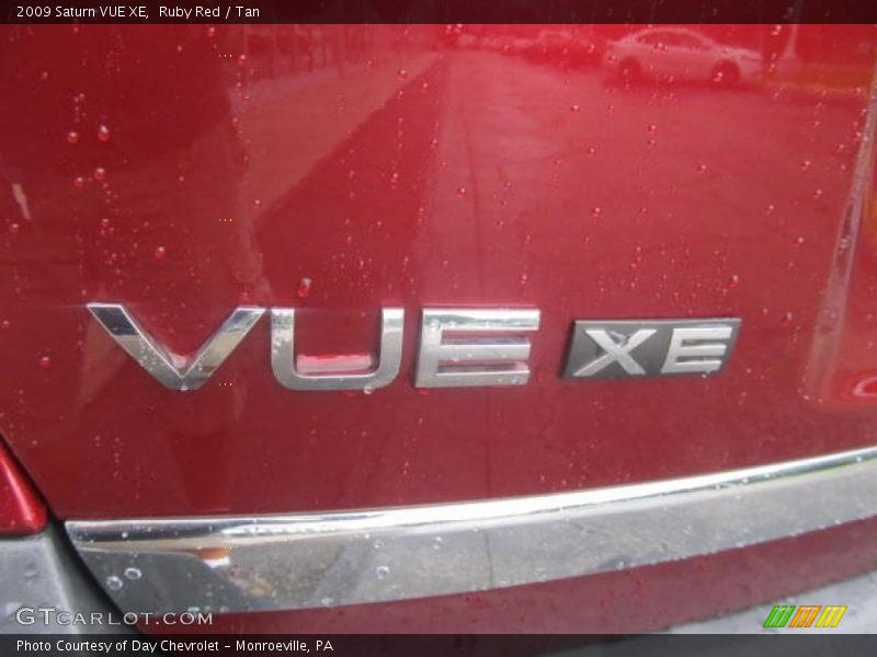 Ruby Red / Tan 2009 Saturn VUE XE
