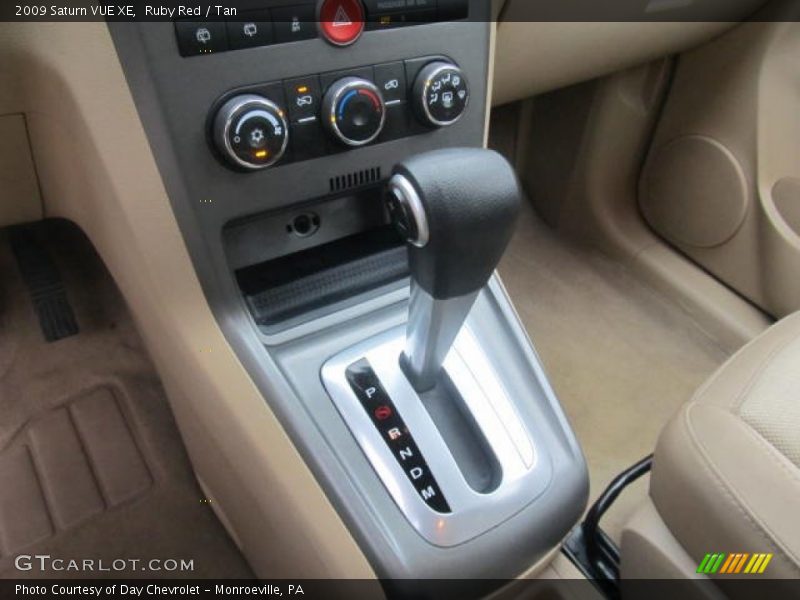 Ruby Red / Tan 2009 Saturn VUE XE