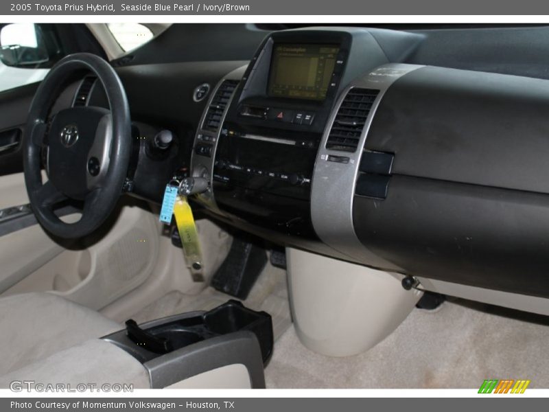 Seaside Blue Pearl / Ivory/Brown 2005 Toyota Prius Hybrid