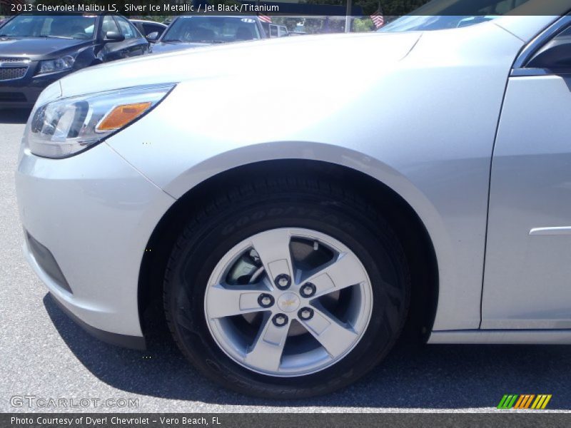 Silver Ice Metallic / Jet Black/Titanium 2013 Chevrolet Malibu LS