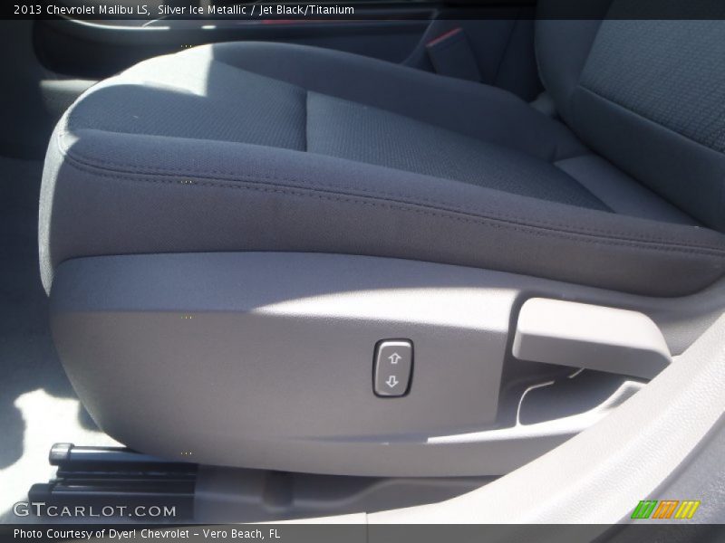 Silver Ice Metallic / Jet Black/Titanium 2013 Chevrolet Malibu LS