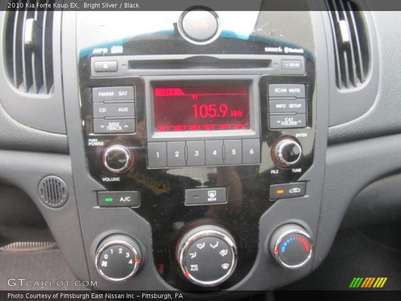 Bright Silver / Black 2010 Kia Forte Koup EX