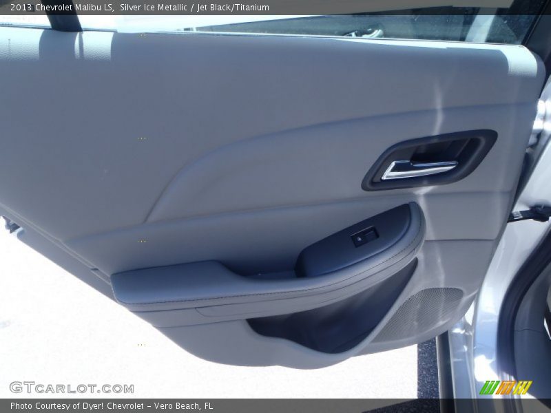 Silver Ice Metallic / Jet Black/Titanium 2013 Chevrolet Malibu LS