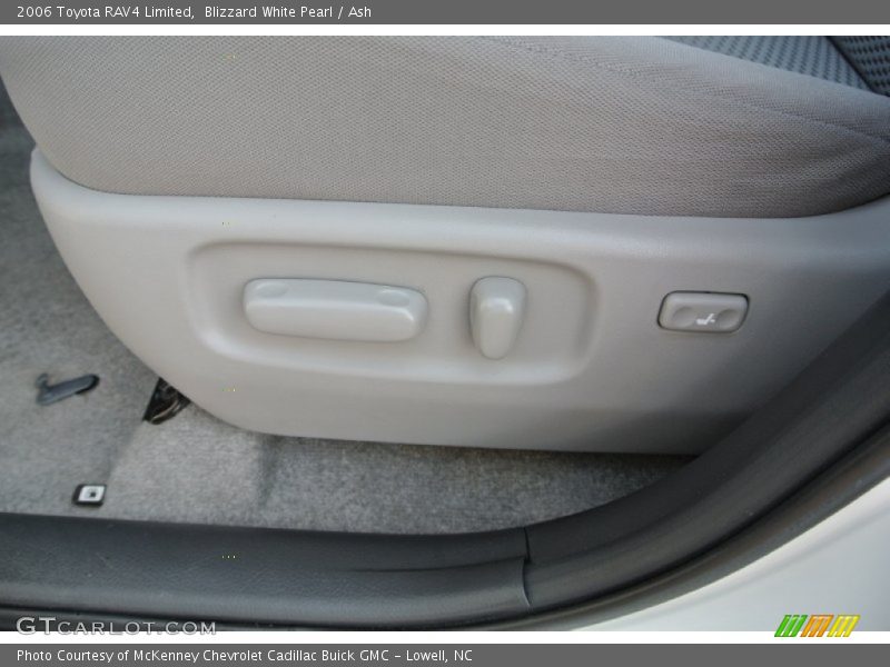 Blizzard White Pearl / Ash 2006 Toyota RAV4 Limited