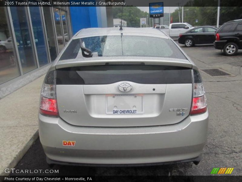 Millenium Silver Metallic / Gray/Burgundy 2005 Toyota Prius Hybrid