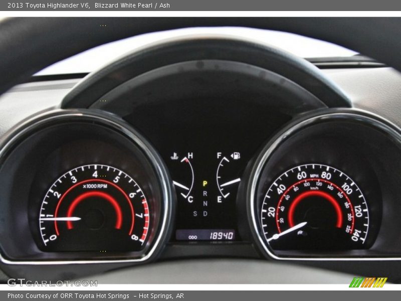 Blizzard White Pearl / Ash 2013 Toyota Highlander V6