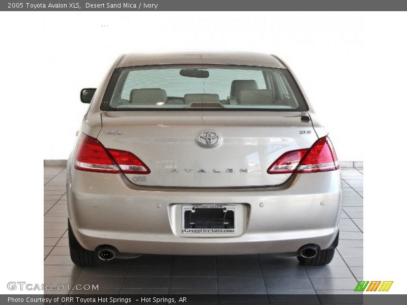 Desert Sand Mica / Ivory 2005 Toyota Avalon XLS
