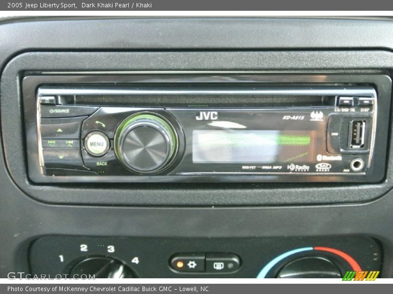 Dark Khaki Pearl / Khaki 2005 Jeep Liberty Sport