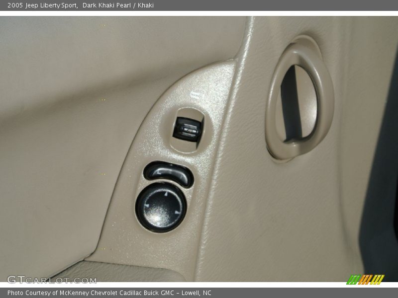 Dark Khaki Pearl / Khaki 2005 Jeep Liberty Sport