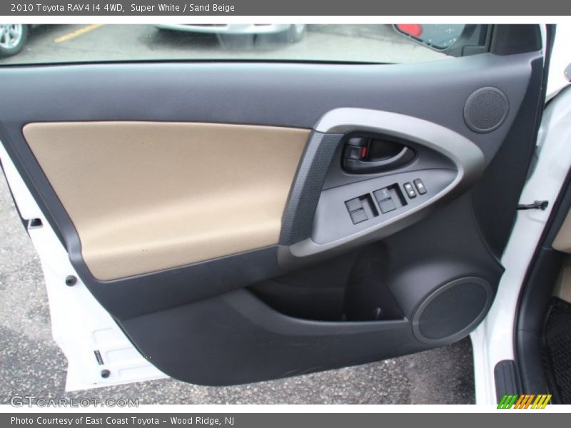 Super White / Sand Beige 2010 Toyota RAV4 I4 4WD