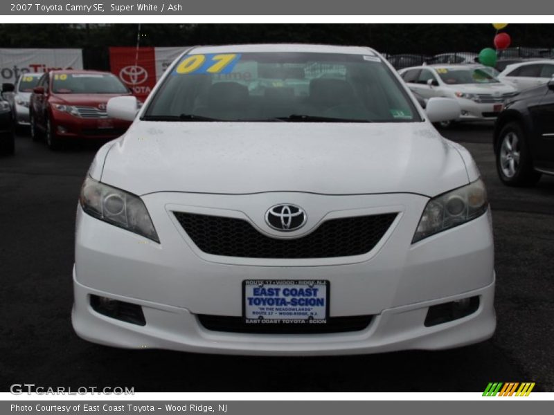 Super White / Ash 2007 Toyota Camry SE