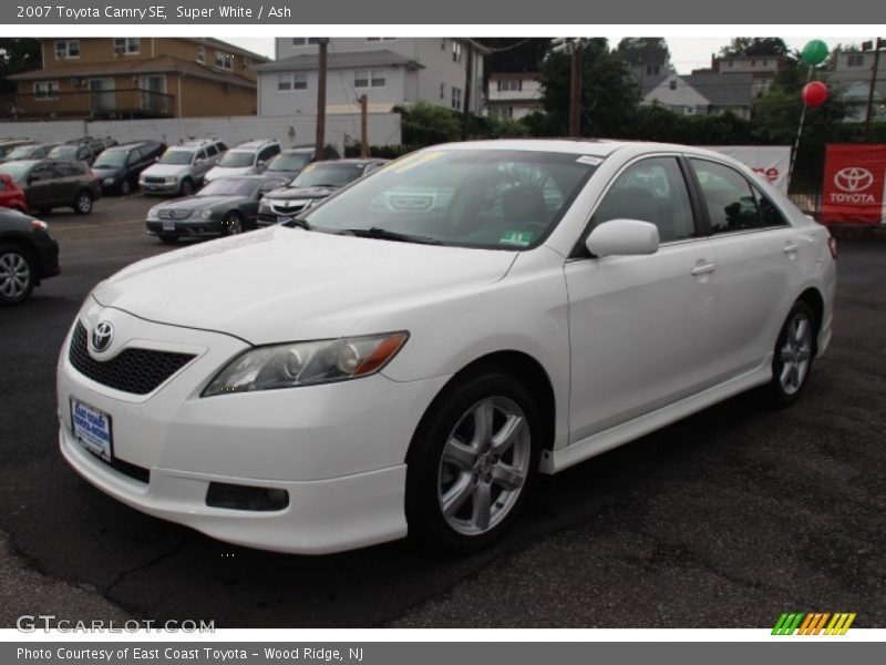 Super White / Ash 2007 Toyota Camry SE