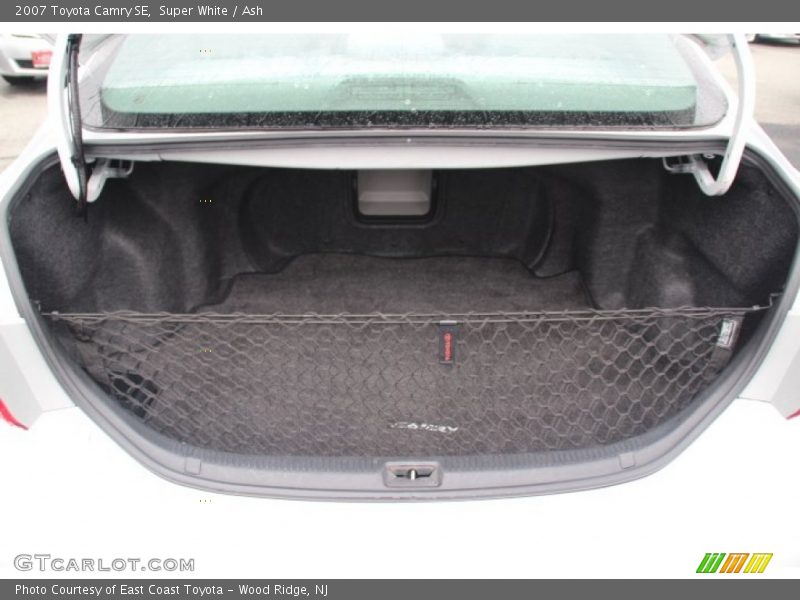 Super White / Ash 2007 Toyota Camry SE