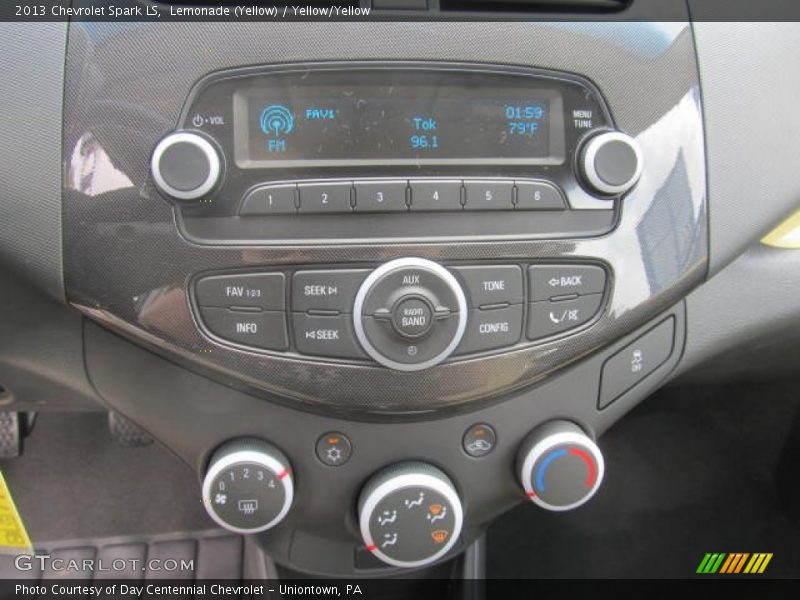 Lemonade (Yellow) / Yellow/Yellow 2013 Chevrolet Spark LS