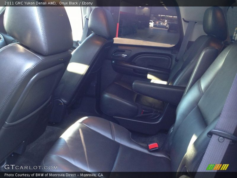 Onyx Black / Ebony 2011 GMC Yukon Denali AWD