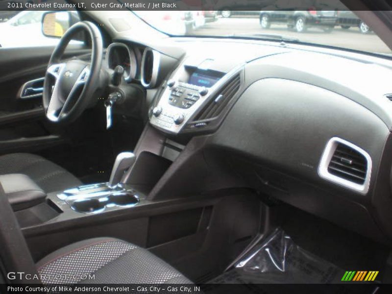Cyber Gray Metallic / Jet Black 2011 Chevrolet Equinox LT