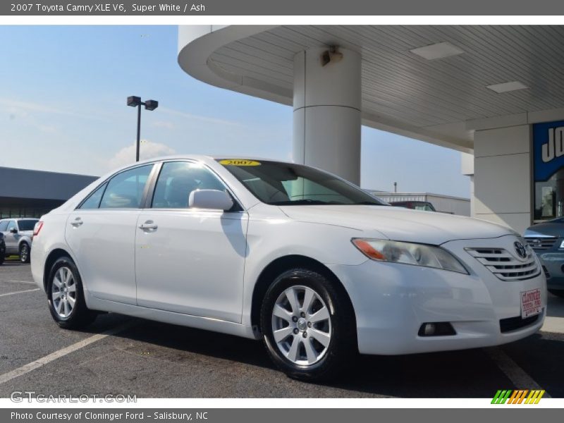 Super White / Ash 2007 Toyota Camry XLE V6
