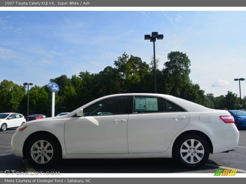 Super White / Ash 2007 Toyota Camry XLE V6