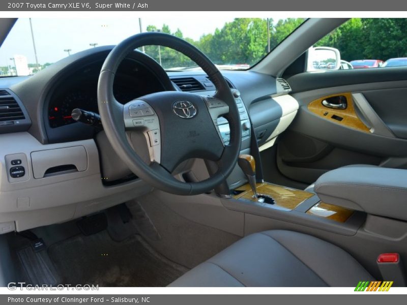 Super White / Ash 2007 Toyota Camry XLE V6