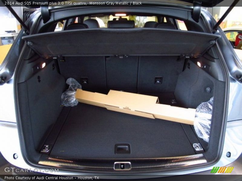  2014 SQ5 Premium plus 3.0 TFSI quattro Trunk