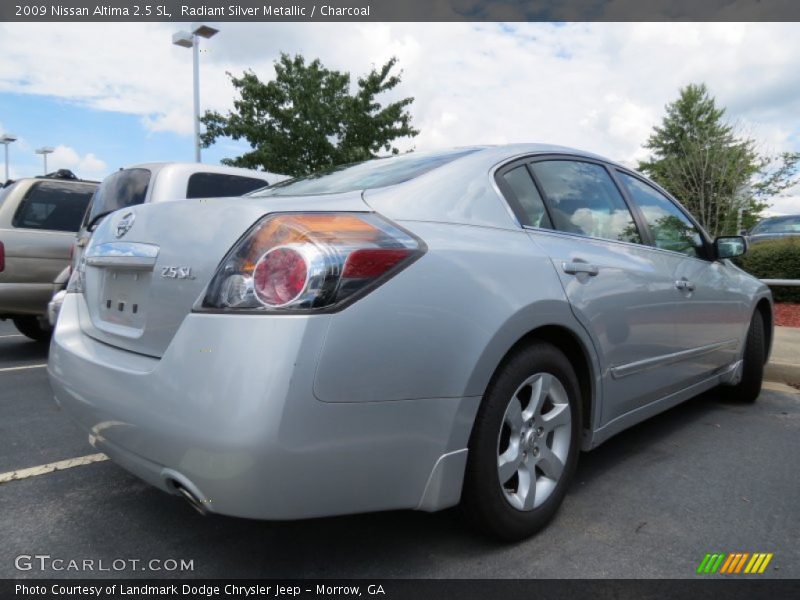 Radiant Silver Metallic / Charcoal 2009 Nissan Altima 2.5 SL